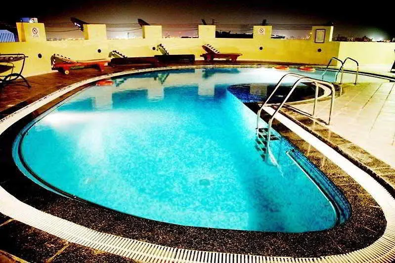 **** Апарт-отель Parkside Hotel Apartment Дубай ОАЭ