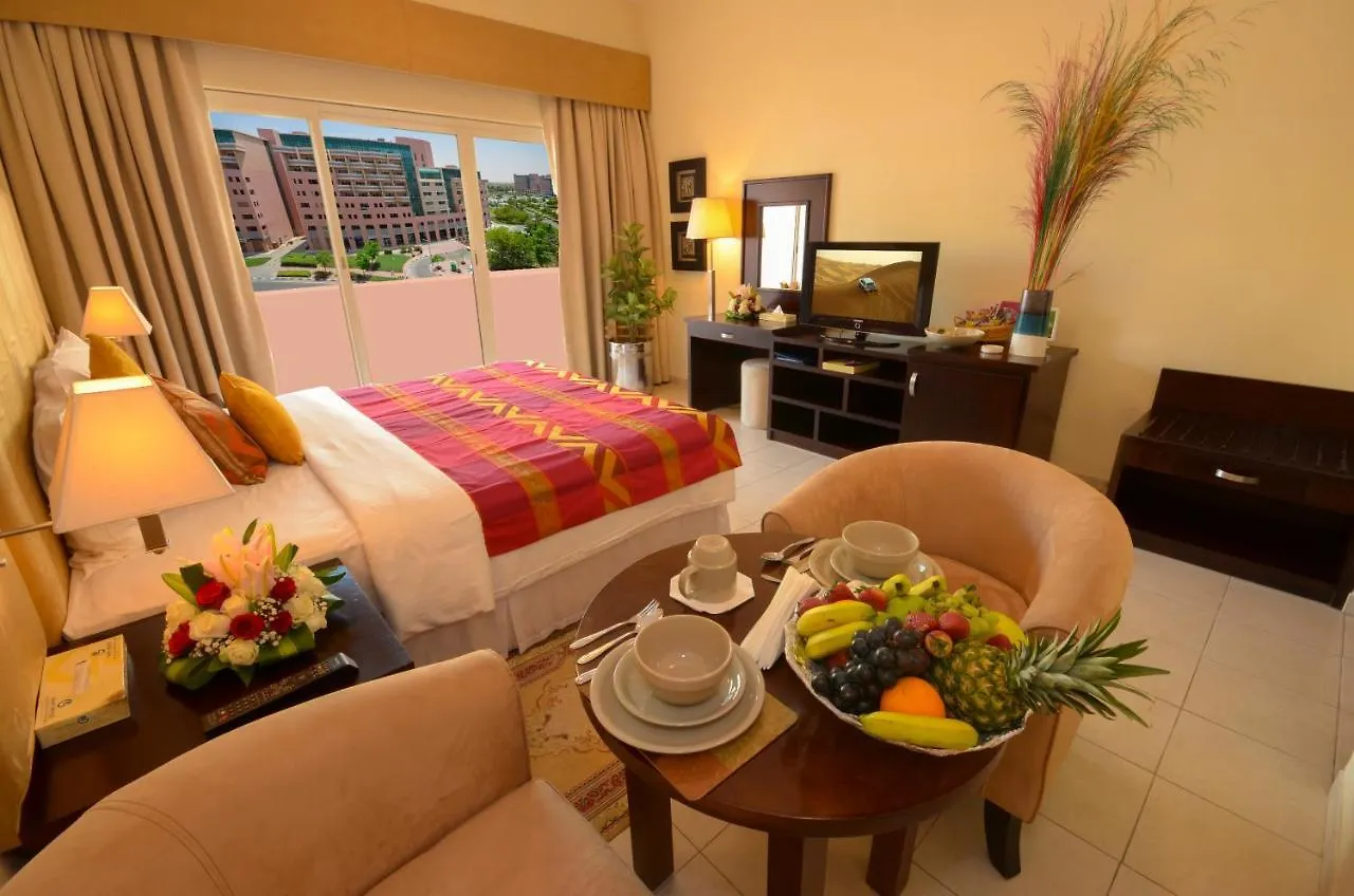 Parkside Hotel Apartment 4*, Dubai